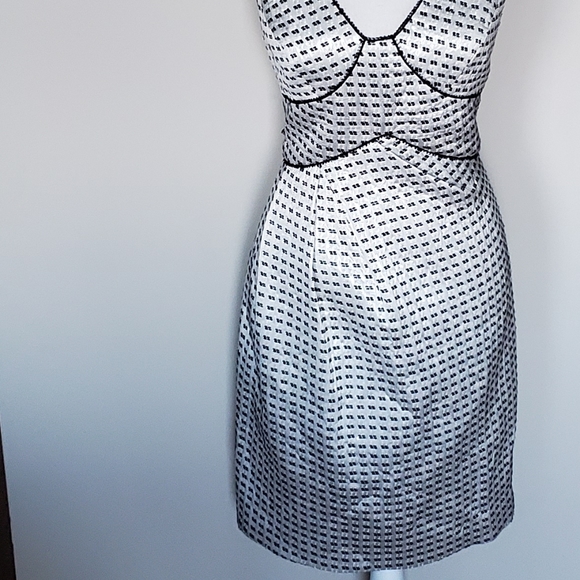 AYSHA  Black-and-white dress with specks of silver - Picture 2 of 4